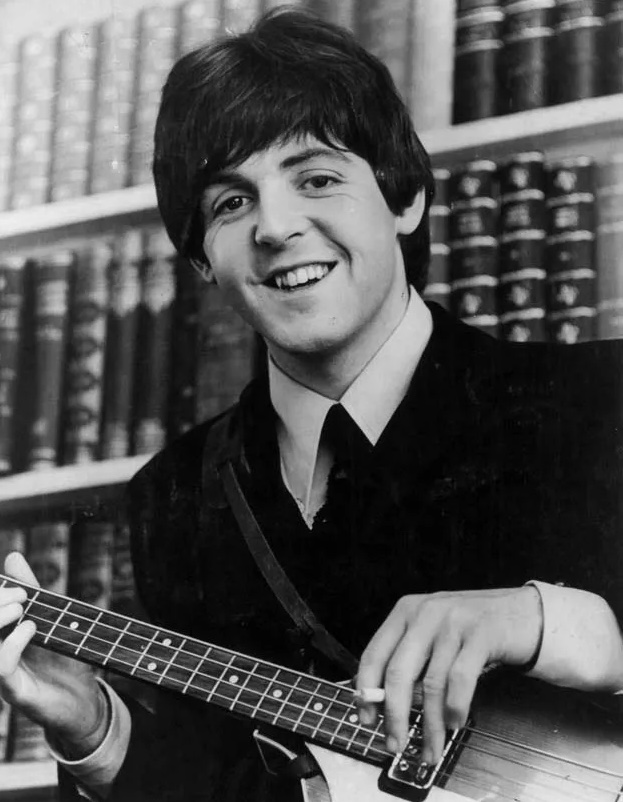 Rabbit Hole Special Edition :: The Beatles, the Bomb, the Dinosaurs, the Moon, the Virus and the Flat Earth. Rabbit Hole Special Edition :: The Beatles, the Bomb, the Dinosaurs, the Moon, the Virus and the Flat Earth.